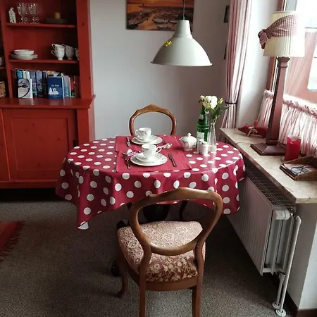 Ferienwohnung Schoenfeld * Busum